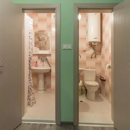 شقة Kapriz - 2 Beds Aptmnt Near The فارنا